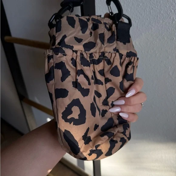 Calpak Water Bottle Bag - Picture 3 of 6